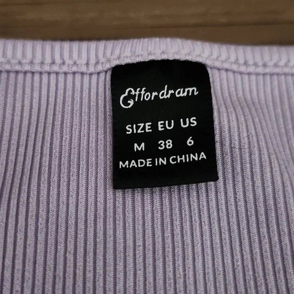 Effordram Ribbed Crop Top - Picture 3 of 3